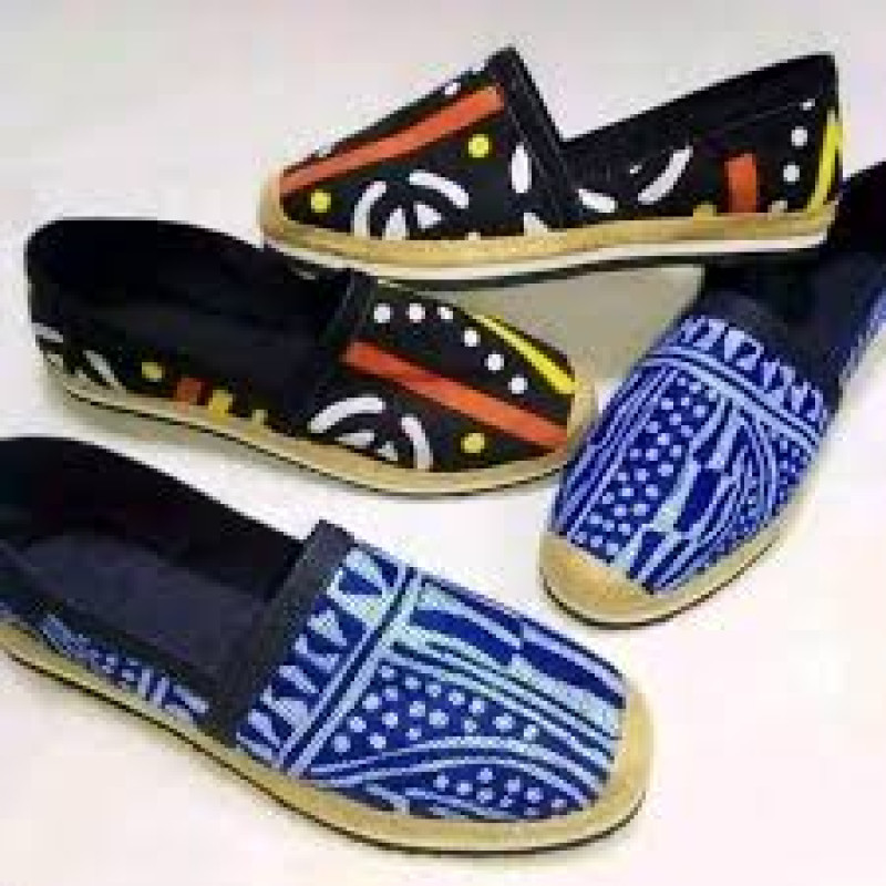 Chaussures aux motifs Africaines