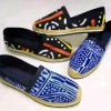 Chaussures aux motifs Africaines